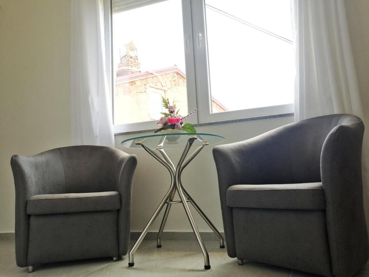 Redex Apartments โอครีด ภายนอก รูปภาพ